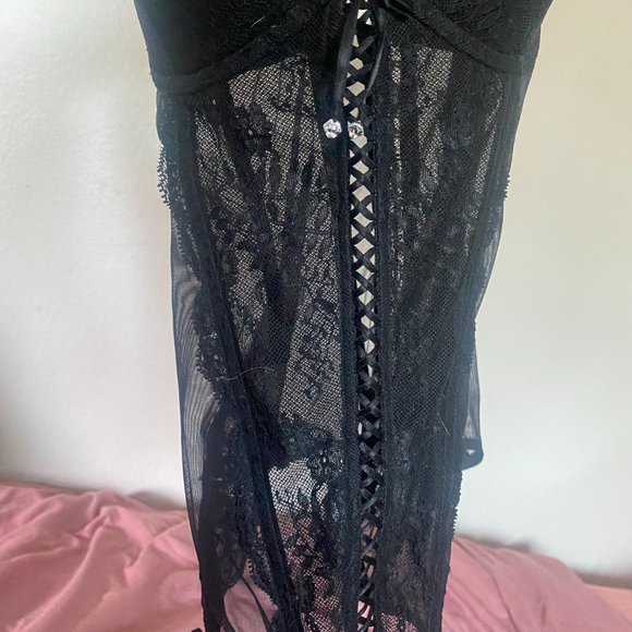 Black Lace Corset Top - Picture 2 of 7